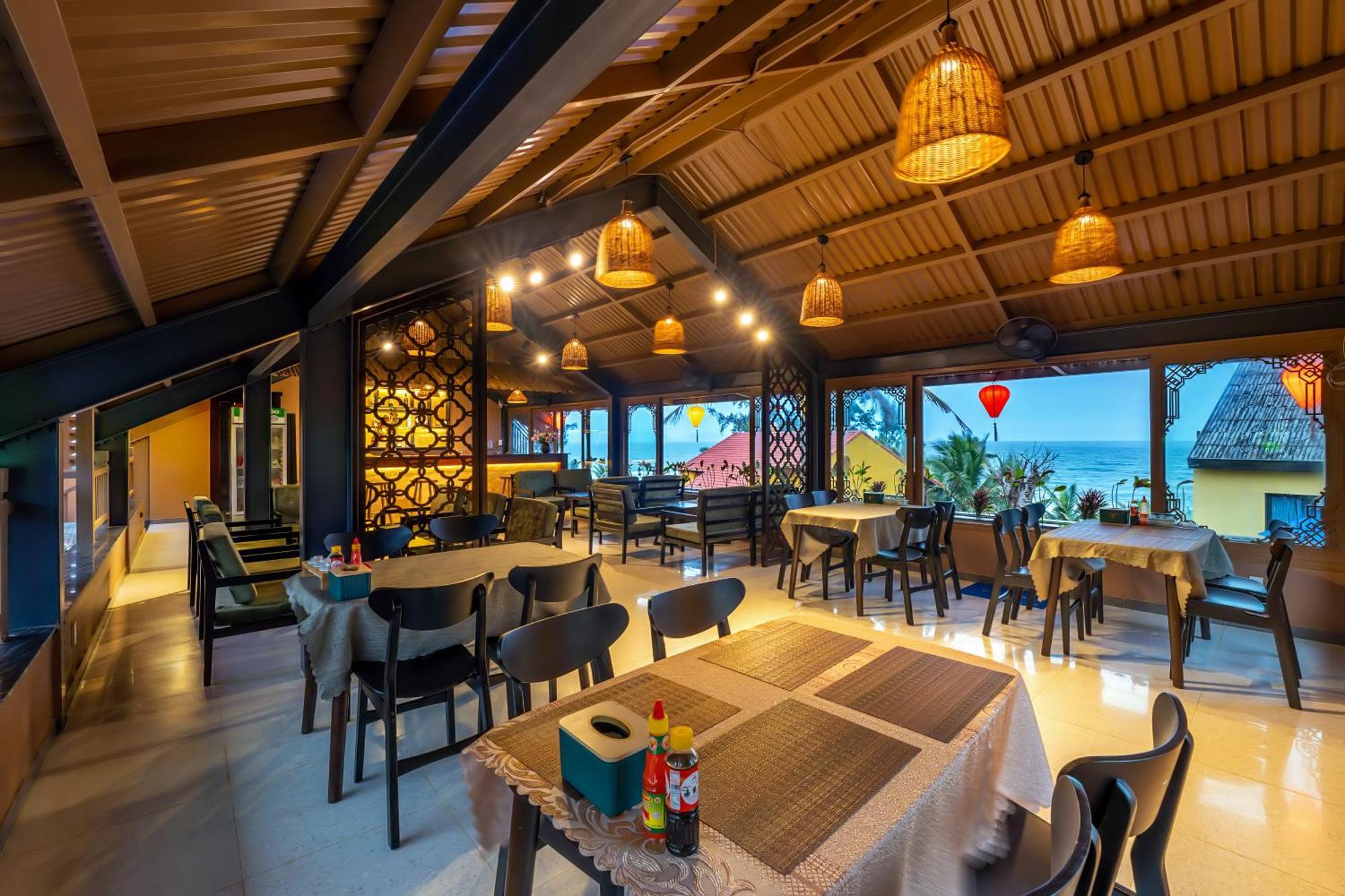 The Linh Seaside Villa Hoi An Exteriör bild